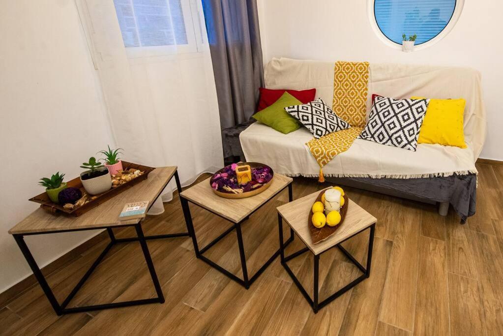 Lemon Garden Stylish Private Apartment Kalamata Exterior foto
