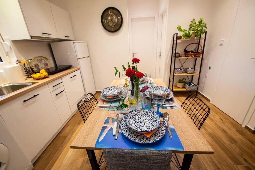 Lemon Garden Stylish Private Apartment Kalamata Exterior foto